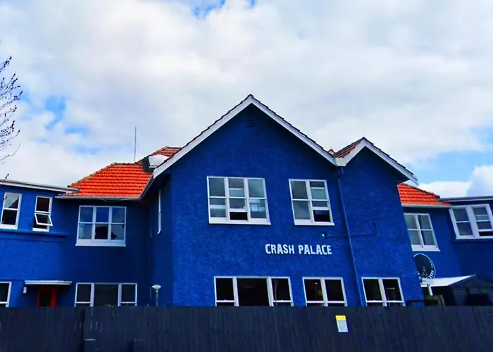 Crashpalace Backpackers Hostel