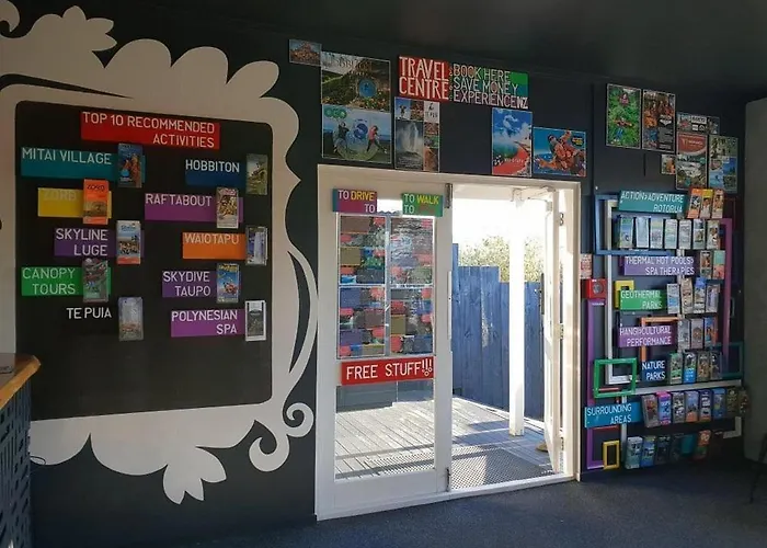 Crashpalace Backpackers *